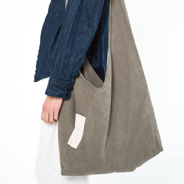 Arti Velvet Corduroy Tasche – Caramel Café - Cord