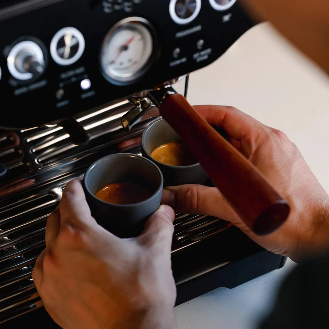 Espressotasse 60 ml handgefertigt aus Porzellan