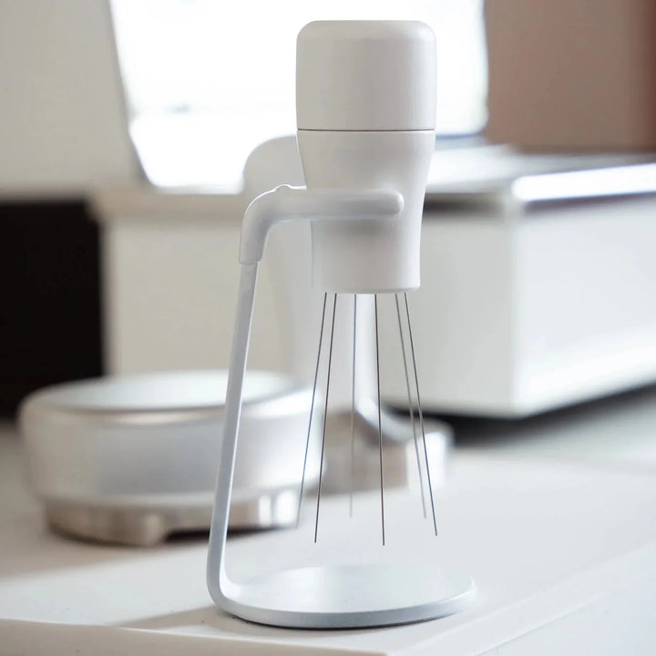 WDT Tool mit Stand zum Verteilen von Kaffeemehl