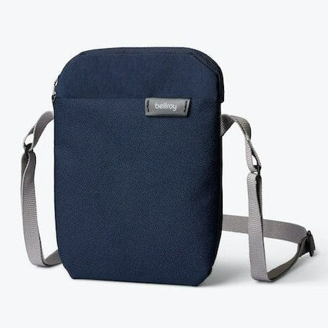 City Pouch Sling Bag Bellroy Blau 