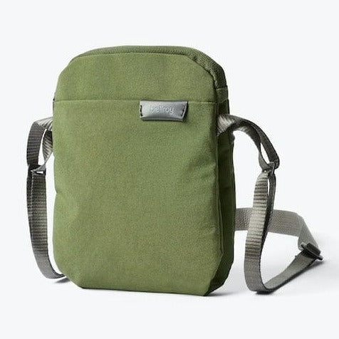 City Pouch Sling Bag Bellroy Grün 