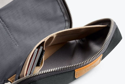 Tech Kit Compact Organizer Bellroy 